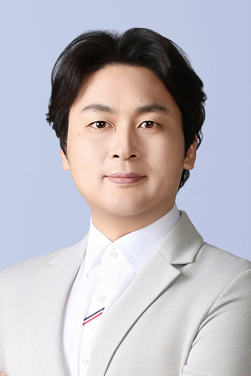 Yongin Kwon